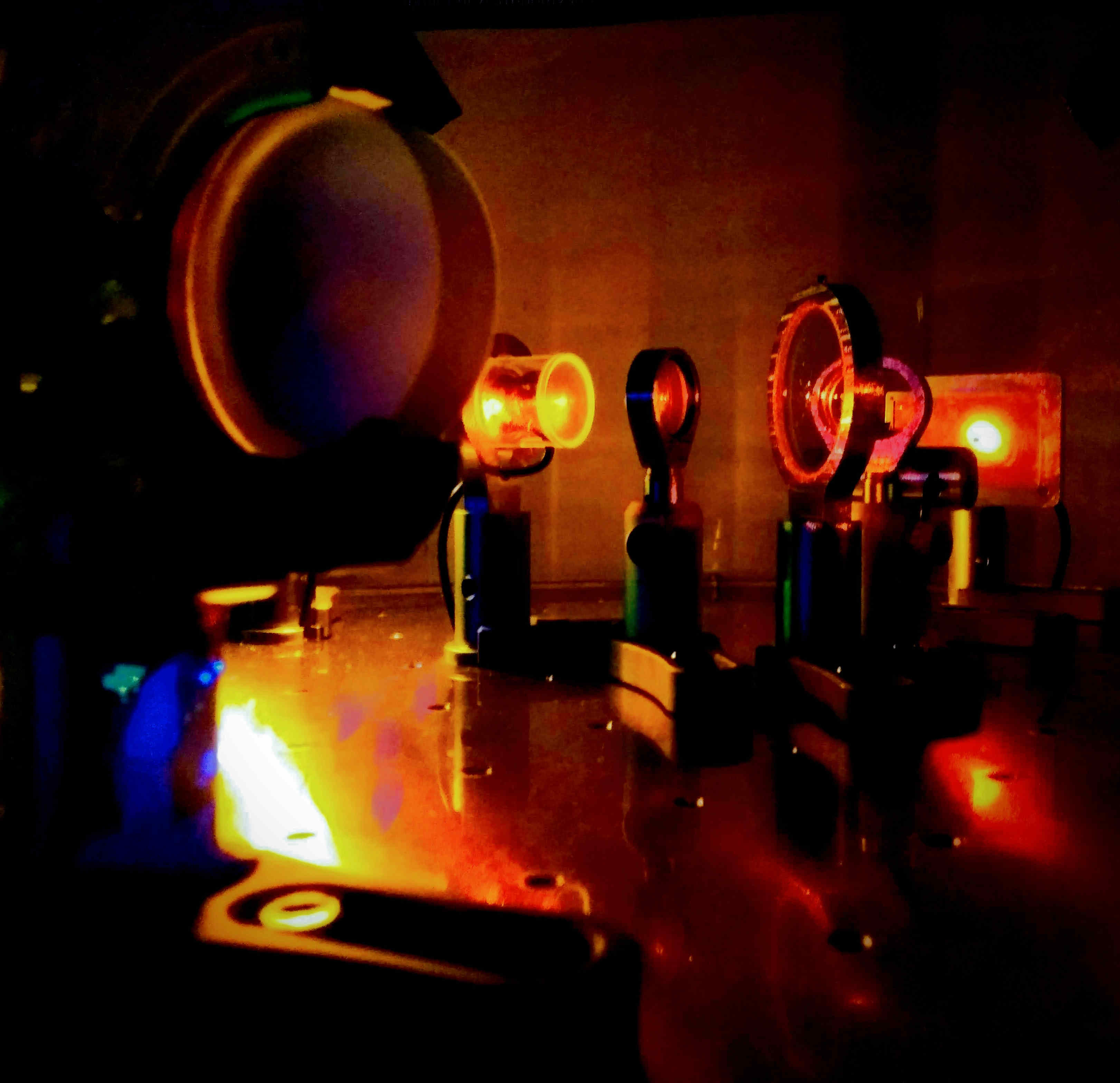 Red interactive laser michelson interferometer for public engagement and outreach